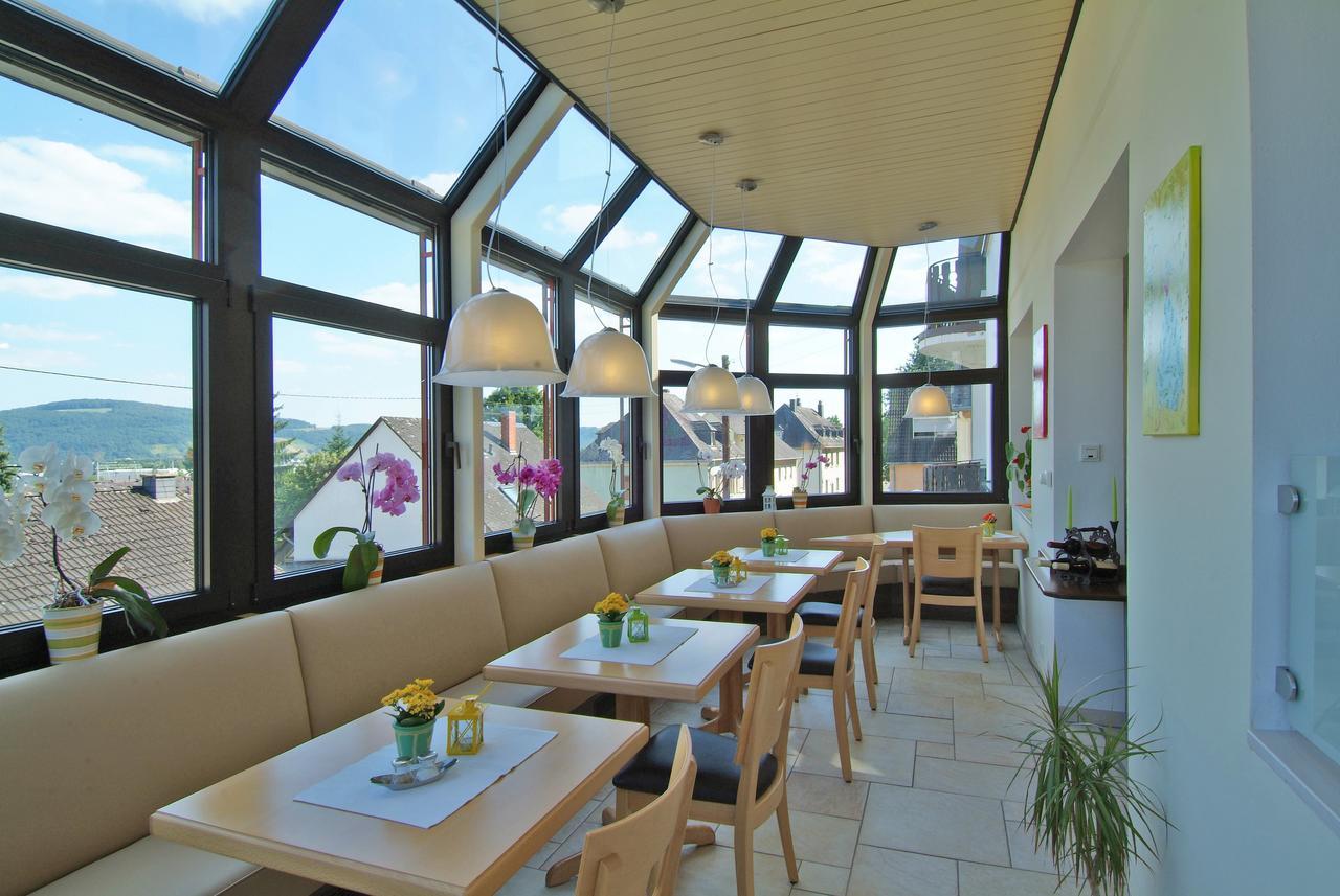 Hotel Haus Am Berg Trewir Zewnętrze zdjęcie