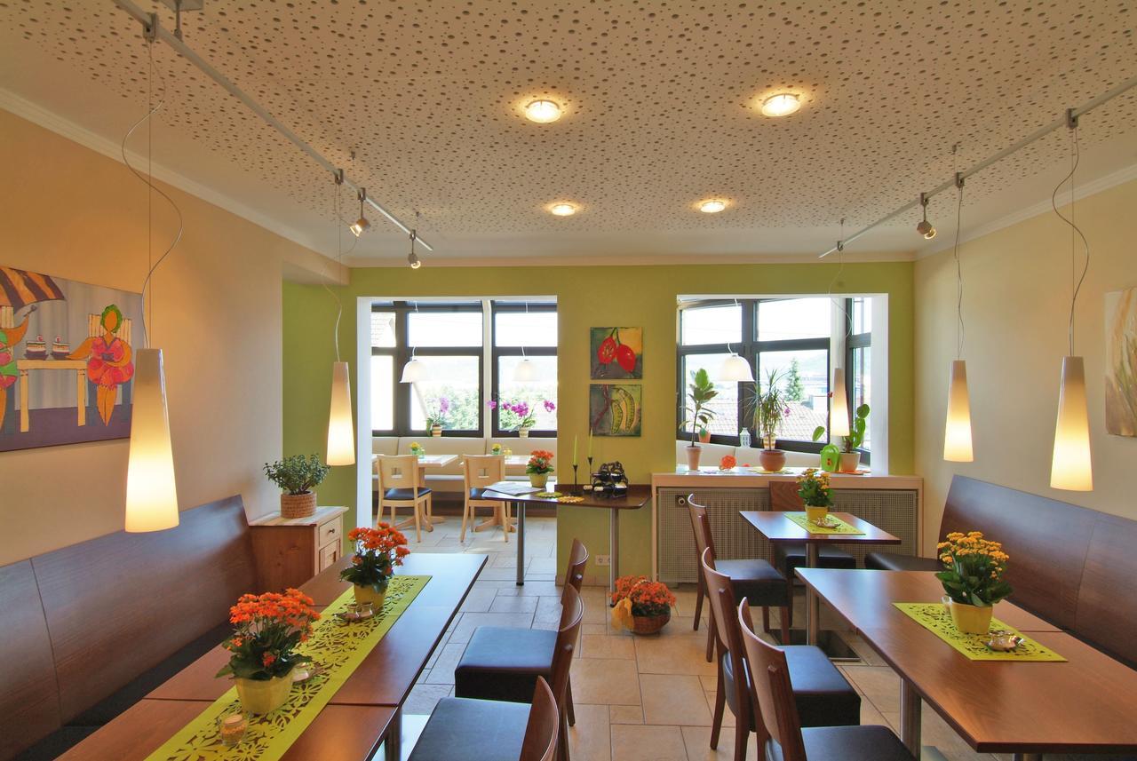 Hotel Haus Am Berg Trewir Zewnętrze zdjęcie